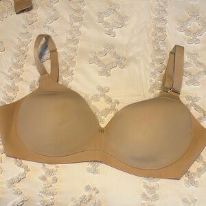 Seamless Tan Bra